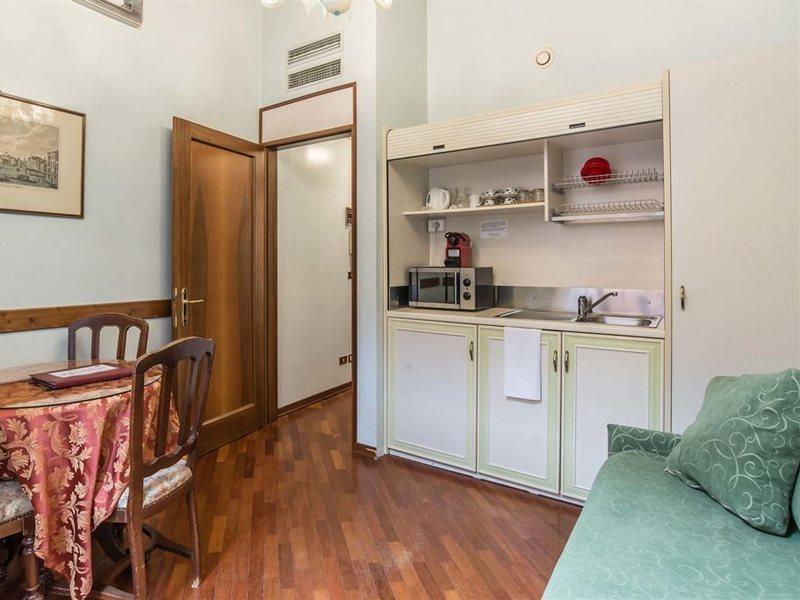 Hotel Piccola Fenice Venice Luaran gambar