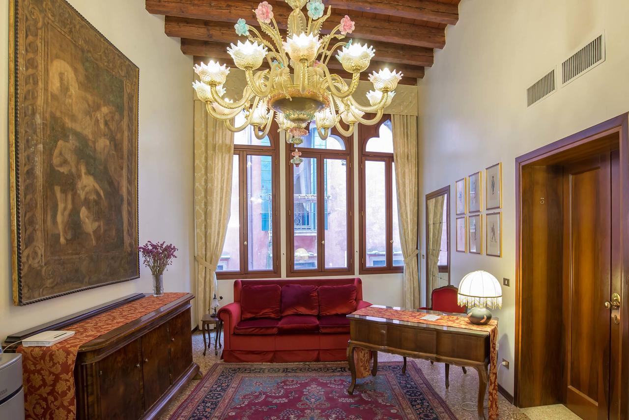 Hotel Piccola Fenice Venice Luaran gambar